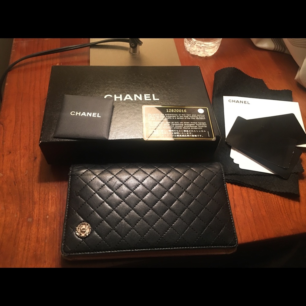 SOLD......SOLD 🎉🎉Chanel wallet